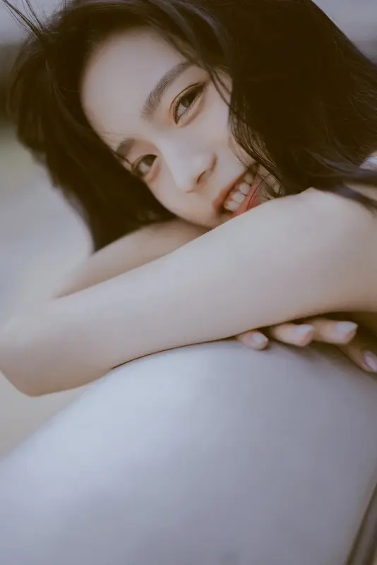 [艺图语] 2022.05.18 是你眼里触不可及的温柔 Enndme - 艺图语